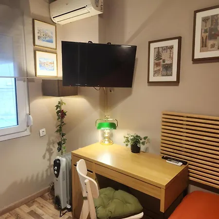 Pantheon Apartment *